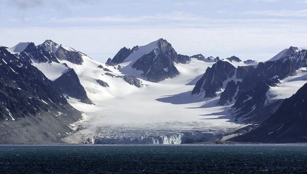 Arctic cruise