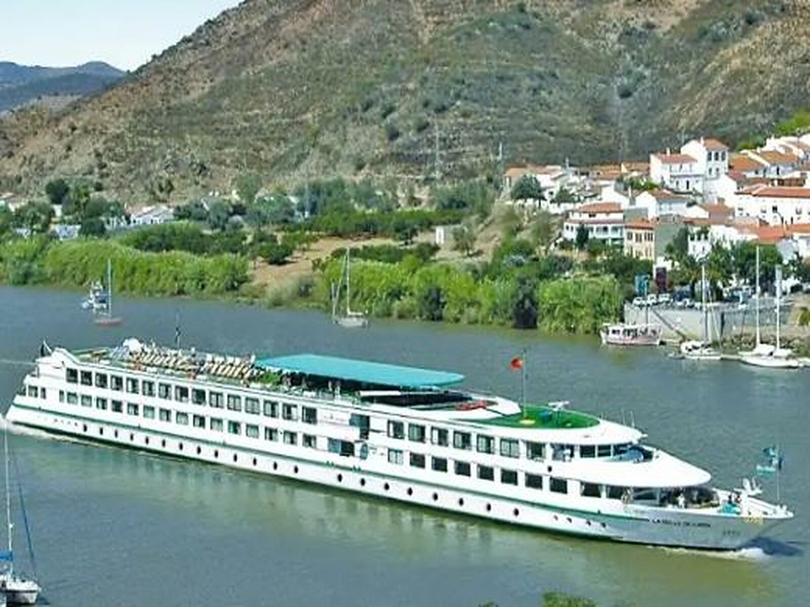 MS Belle De Cadix